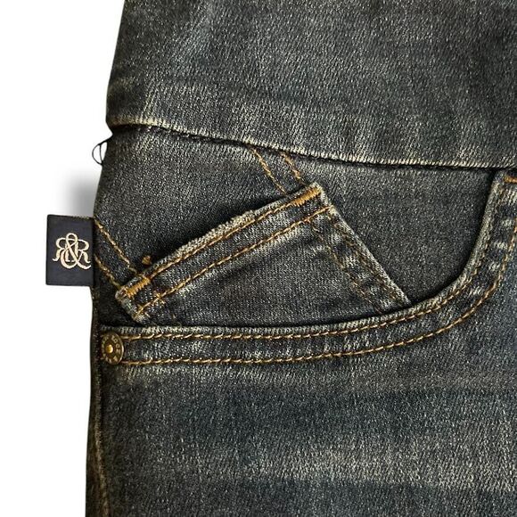 Rock & Republic Jeans Women's 16 Blue Pull-on Slimming Denim Cure Distressed - Picture 7 of 15